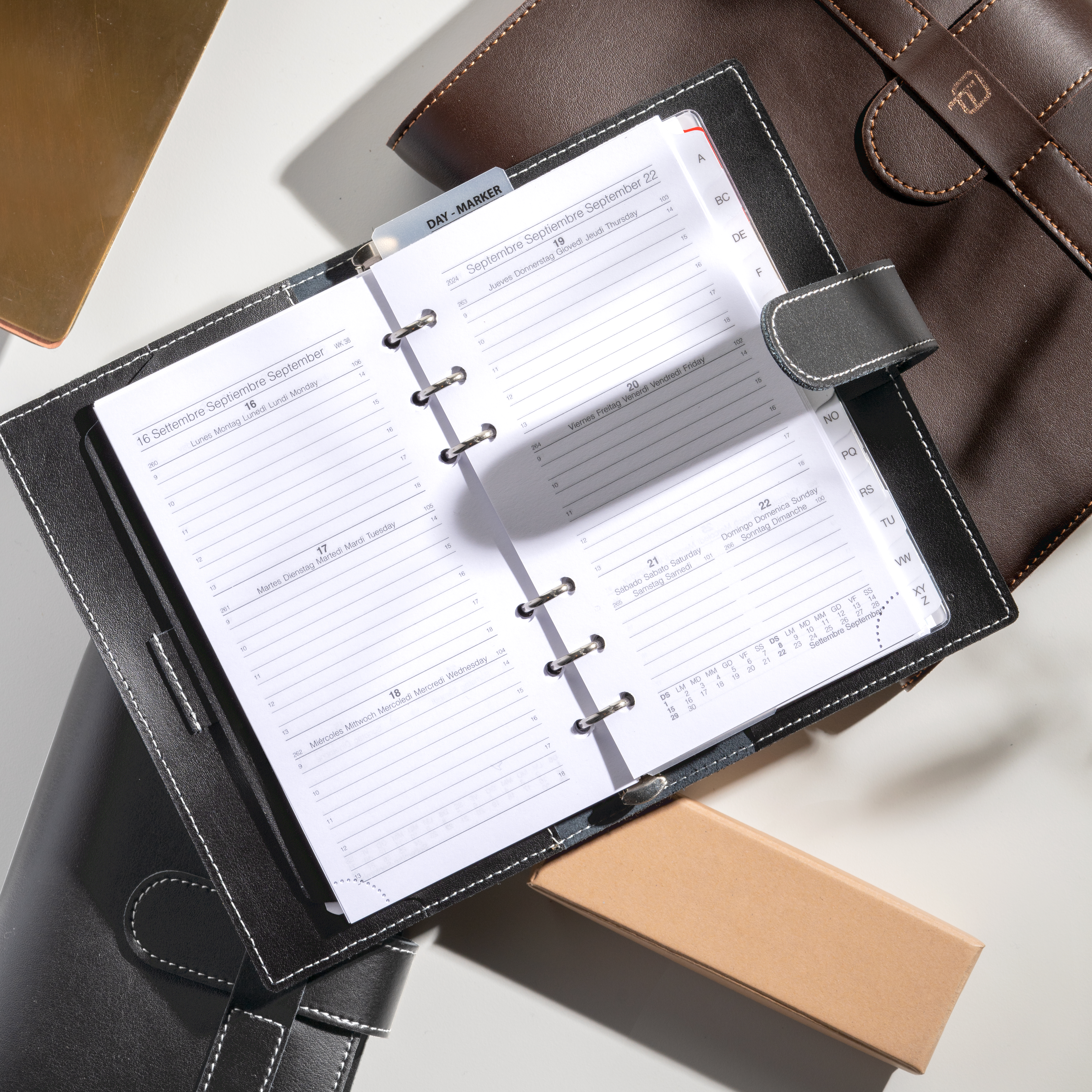Organizer in pelle