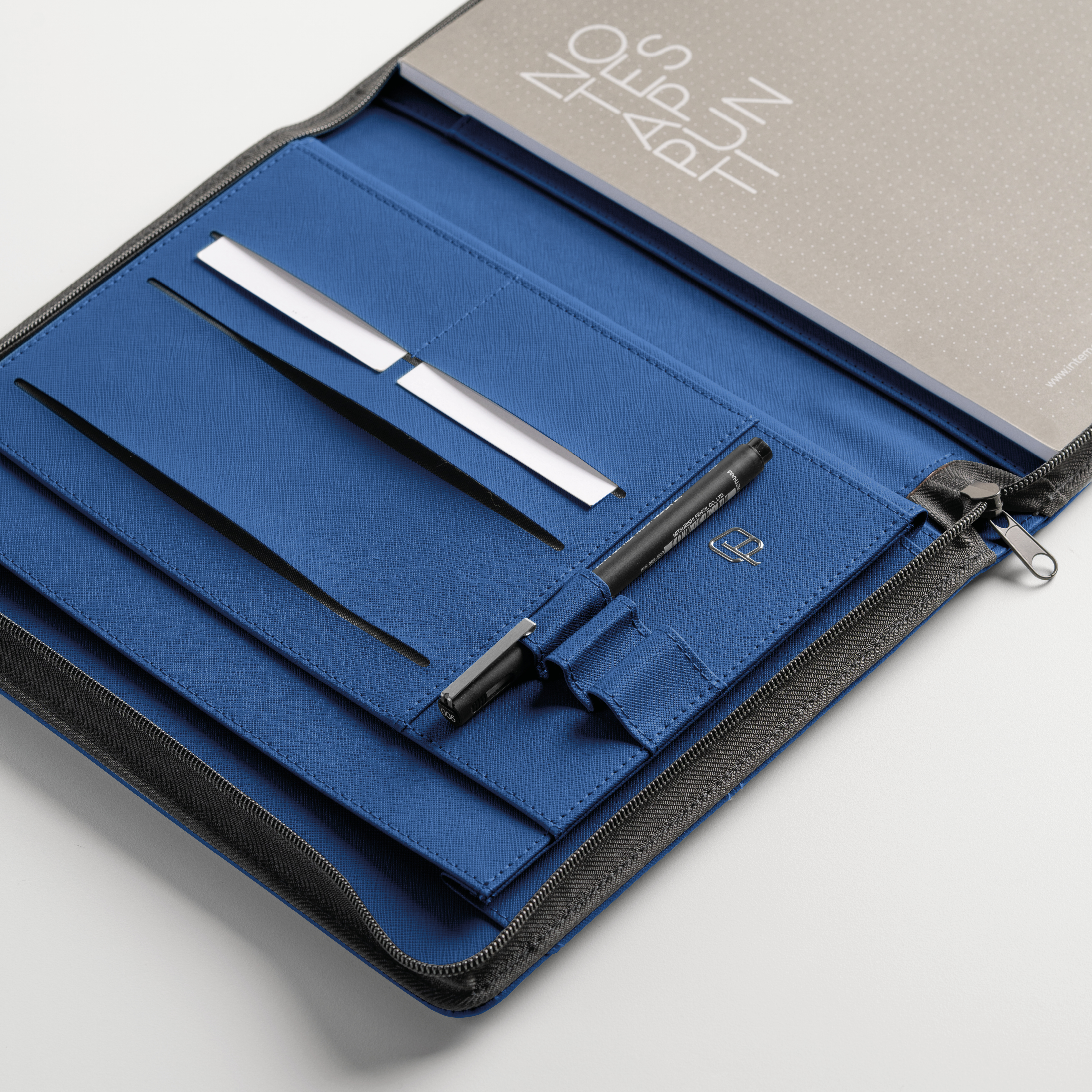 Portablocco Compact con Zip New Classic